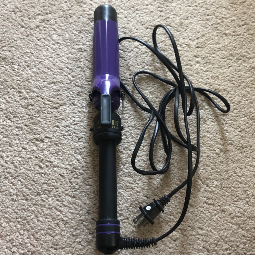 Hot Tools Ceramic Tourmaline Curling Iron- 1-1/2”
